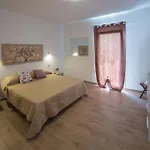 Domus אולביה