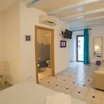 Domus 4*