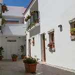 Domus 4* أولبيا