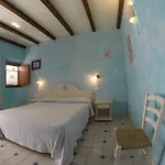 Domus