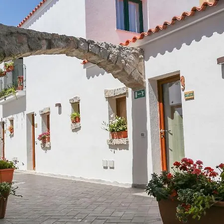 Domus Πανσιόν