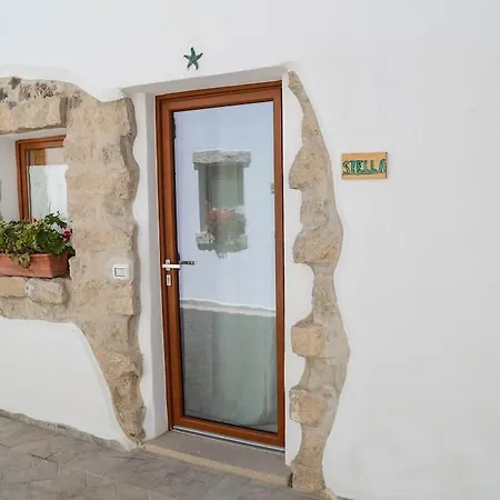 Domus Πανσιόν 4*