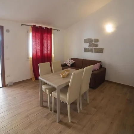 Domus 4*